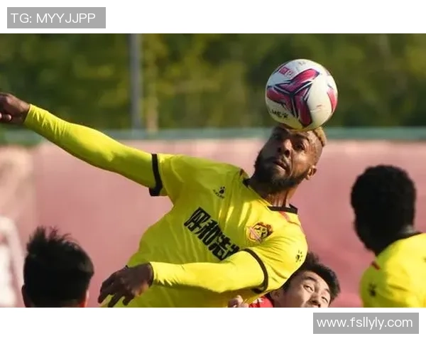 青岛主场迎战广东强强对决引发球迷热议与期待